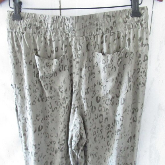 Pink Rose Jogger Pants L Green Leopard Print High Waisted Rise Ankle Crop - Picture 3 of 6